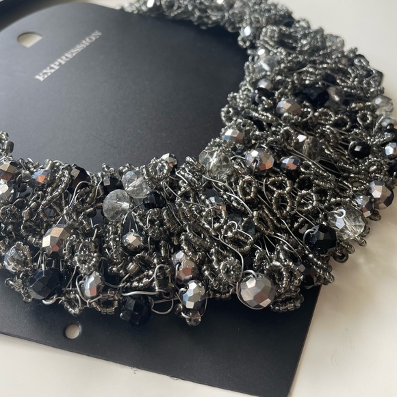 Gorgeous statement necklace - Picture 2 of 4